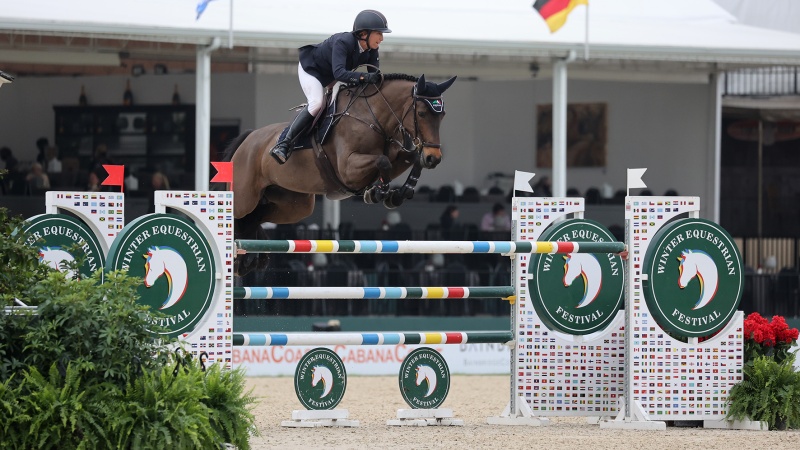 Laura Kraut and Haley Start Their Week On A Win in $6,000 Bainbridge Companies 1.45m CSI4* Jumpers